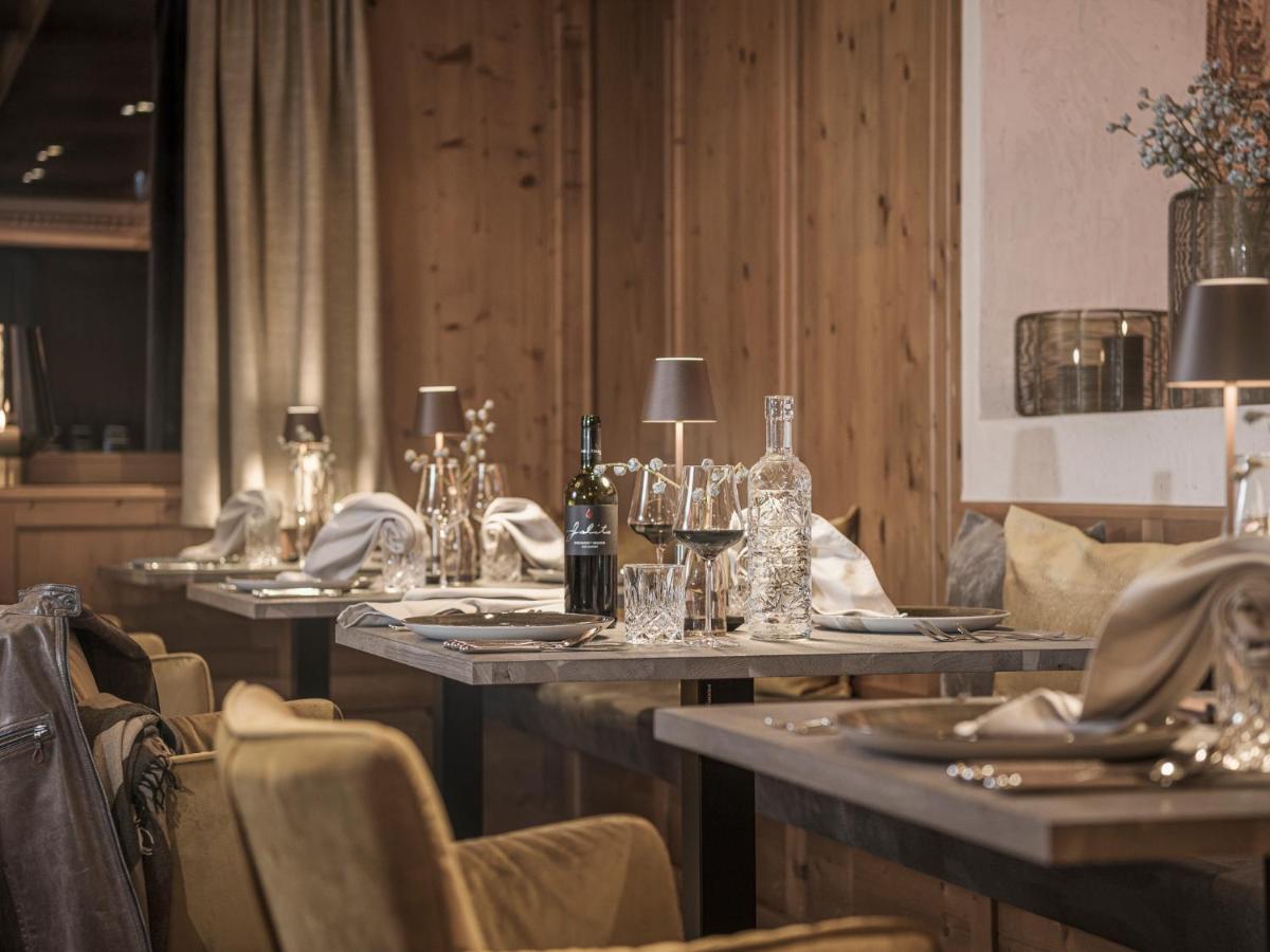 Hotel Bergkristall Zillertal - Adults Only 14 Years Plus Хиппах Экстерьер фото
