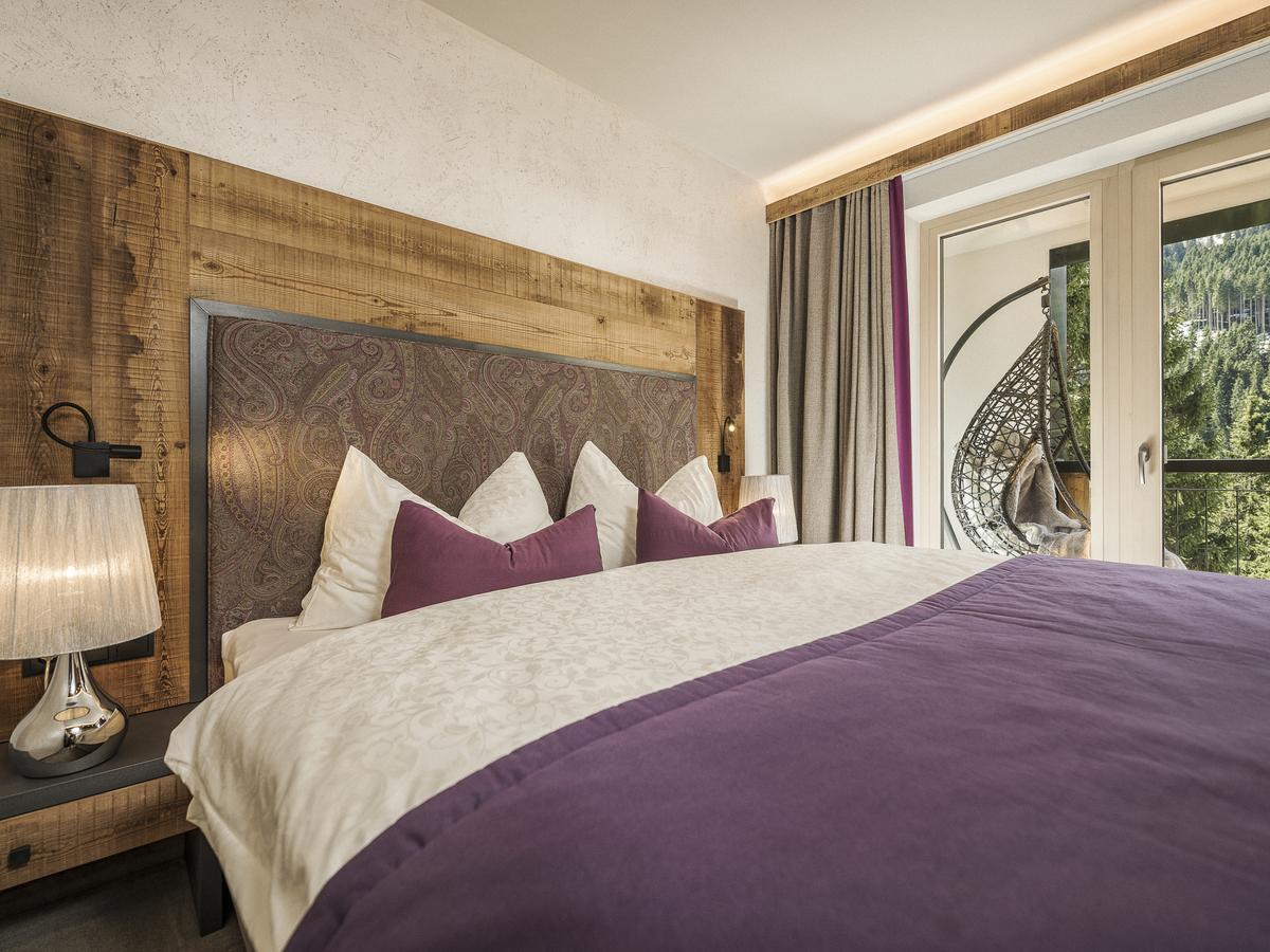Hotel Bergkristall Zillertal - Adults Only 14 Years Plus Хиппах Экстерьер фото